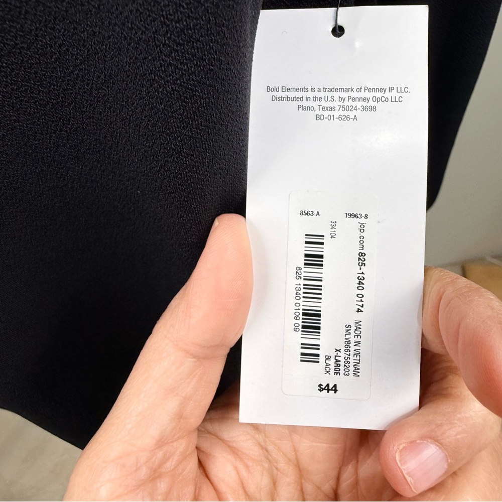 Bold Elements Black Cold Shoulder Cutout Blouse T… - image 6